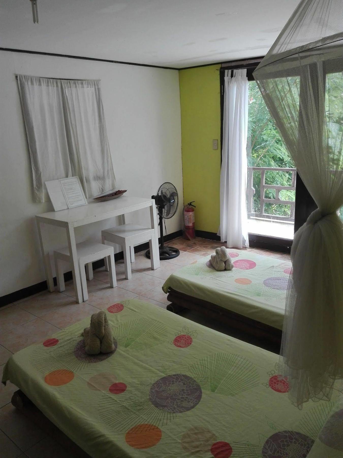 Surfers Home Boracay Balabag  Exterior photo